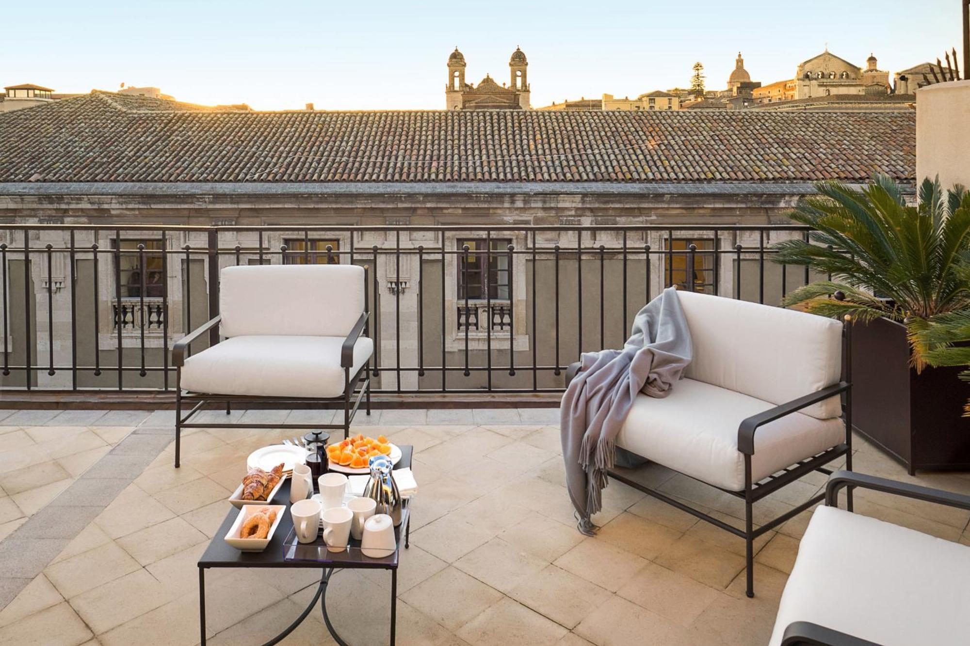 Penthouse Duomo Apartment Catania Exterior photo