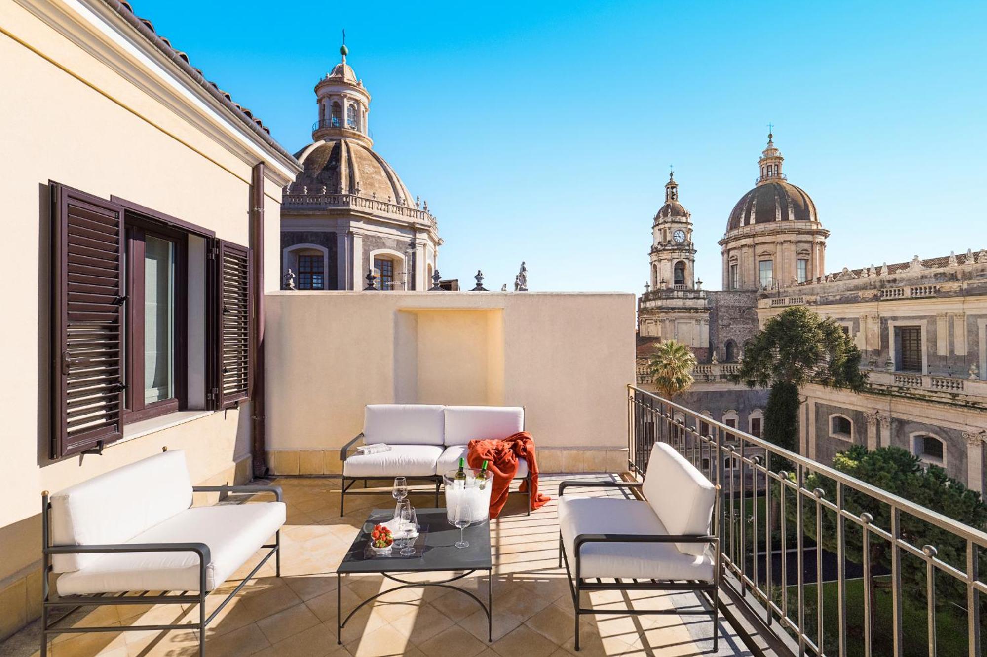 Penthouse Duomo Apartment Catania Exterior photo
