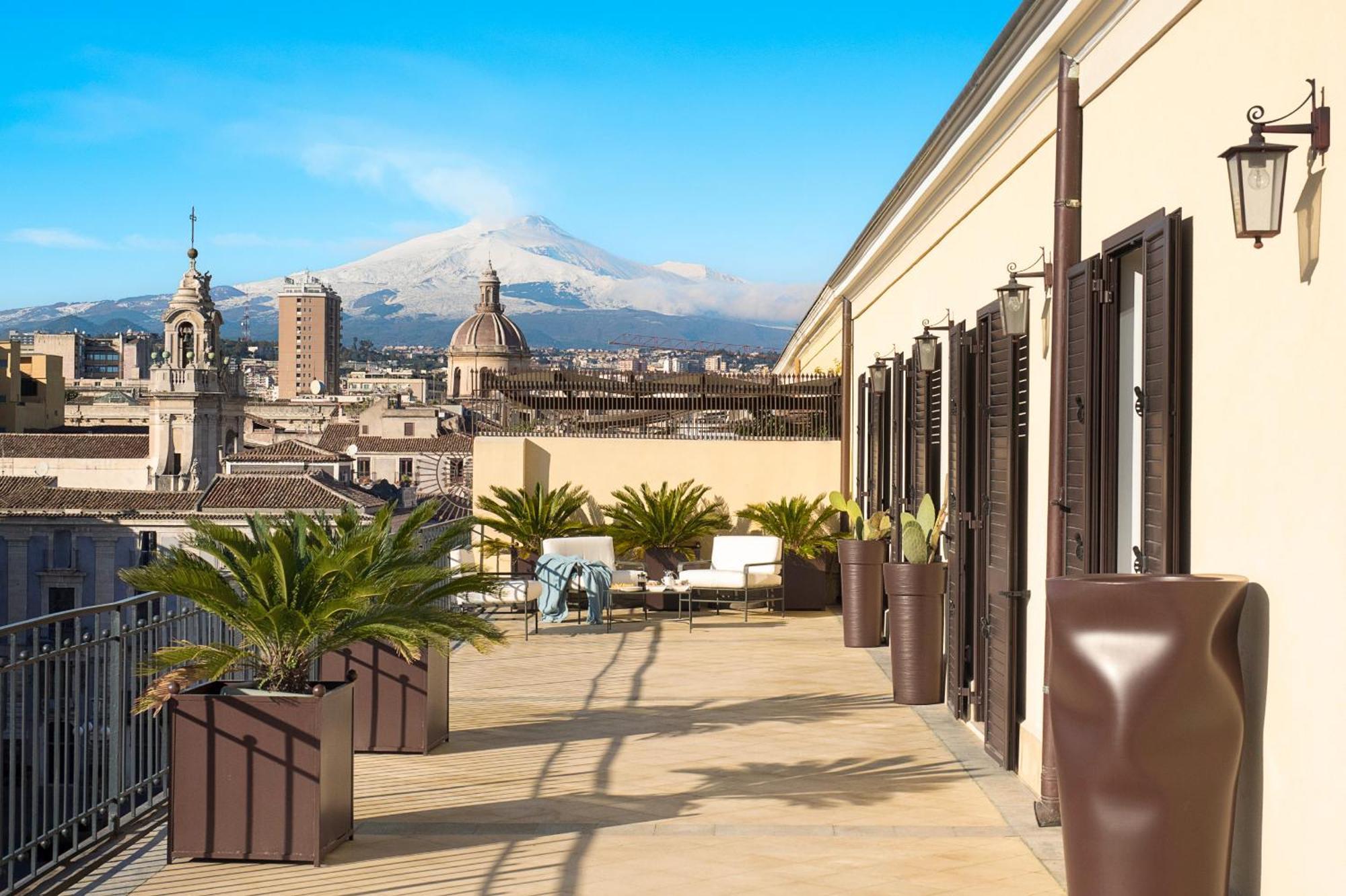 Penthouse Duomo Apartment Catania Exterior photo