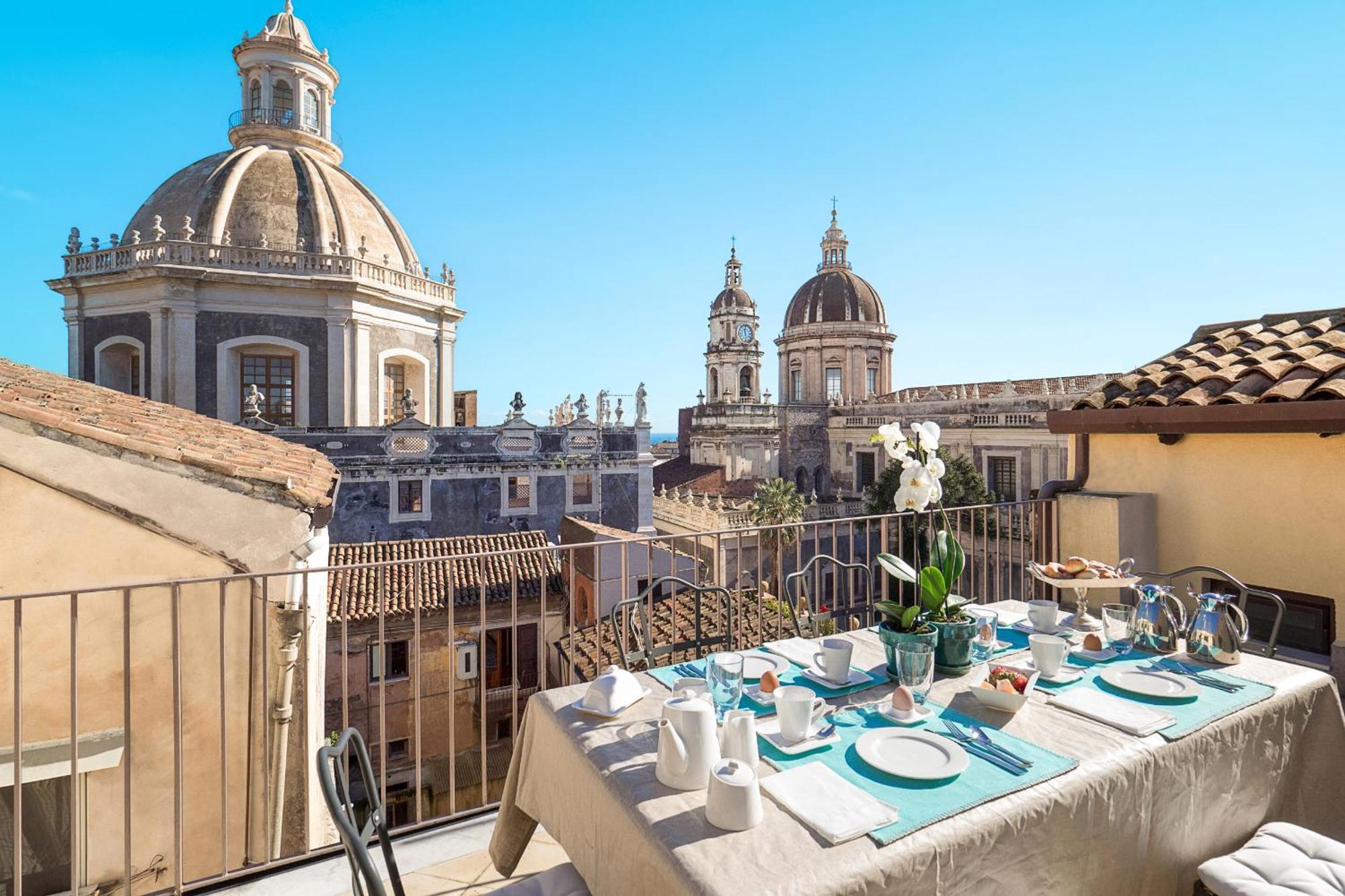 Penthouse Duomo Apartment Catania Exterior photo